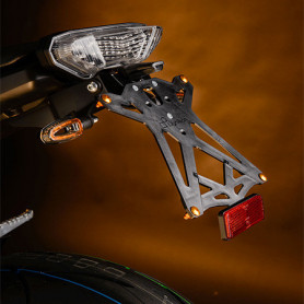 Kennzeichenhalter Lightech verstellbar mit Licht Kennzeichen led für Yam… | MotoGM