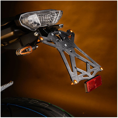 Support de plaque reglabe Lightech avec éclairage led et catadioptre pour Yamaha MT-09