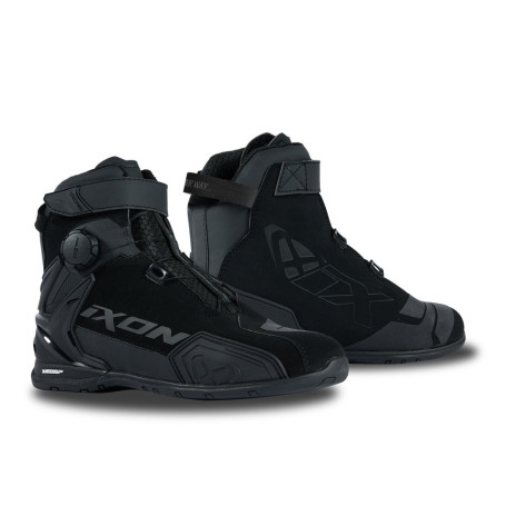 Zapatos IXON BULL WP 2 negro | MotoGM