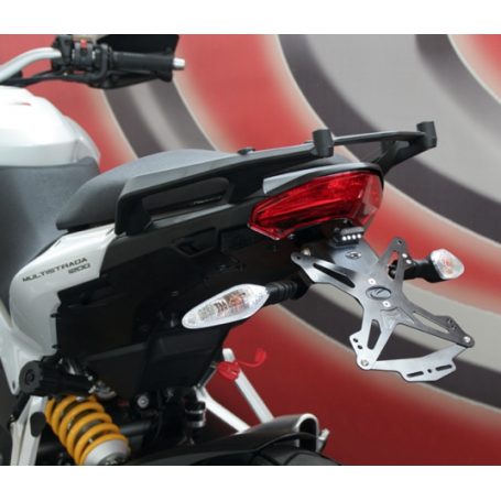 Portamatrículas Evotech Ducati Multistrada 1200 10-14 non compatibile con versione con Borse laterales