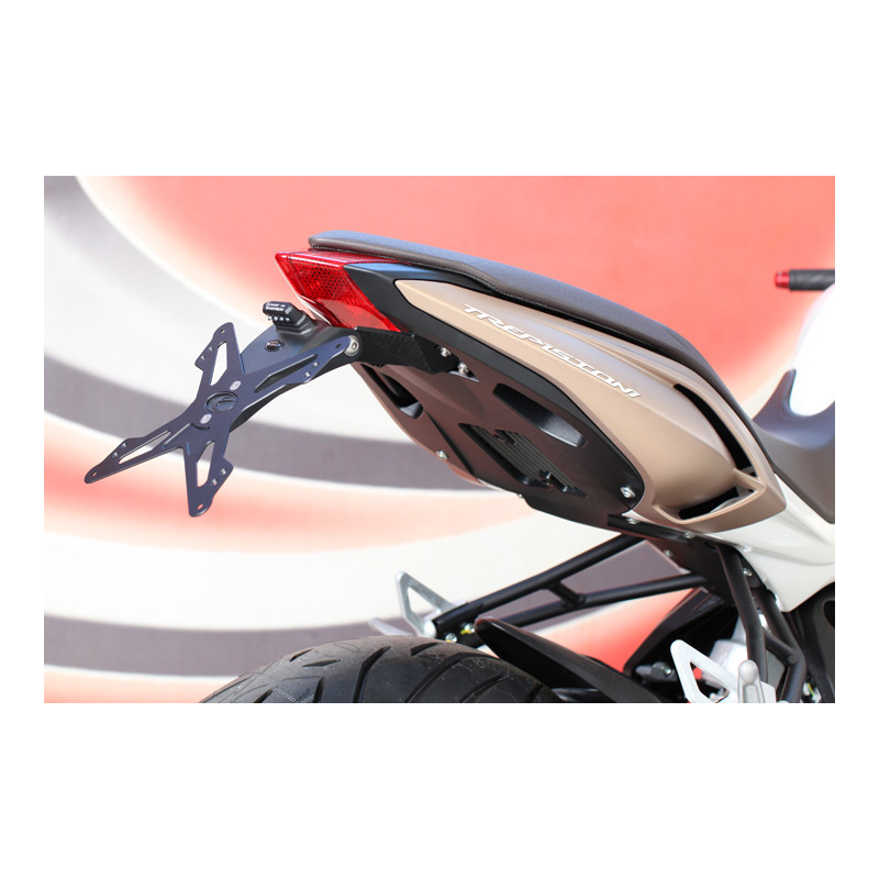 Kennzeichenhalter verstellbar schwarz Evotech für MV Agusta Brutale 675/800