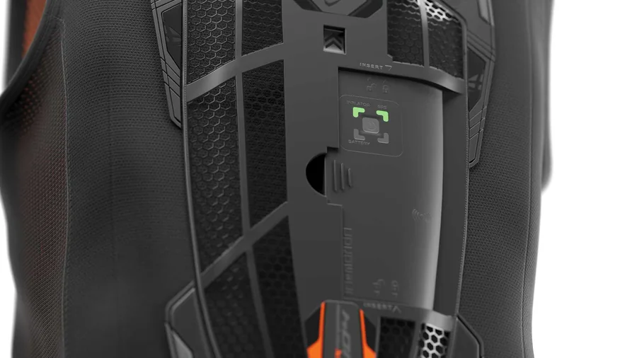 Unità elettronica In&box nel gilet airbag Ixon IX-AIRBAG U04